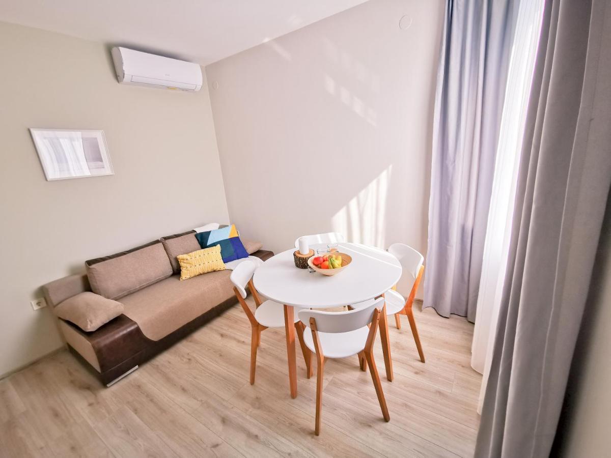 So Close Kapana - 2 Rooms Central Apartments Пловдив Екстериор снимка